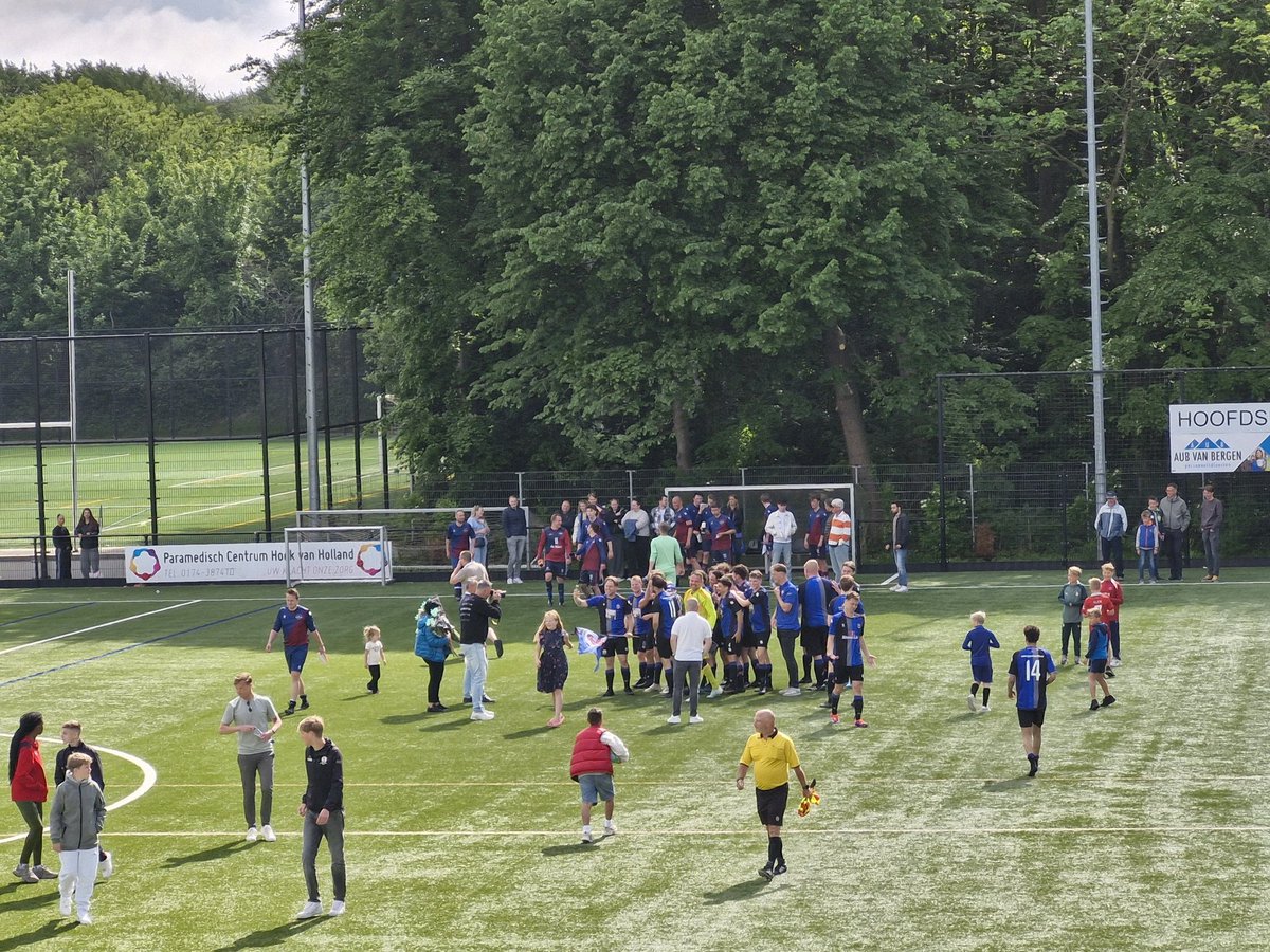 Tevens wordt het 7e elftal kampioen.
Proficiat