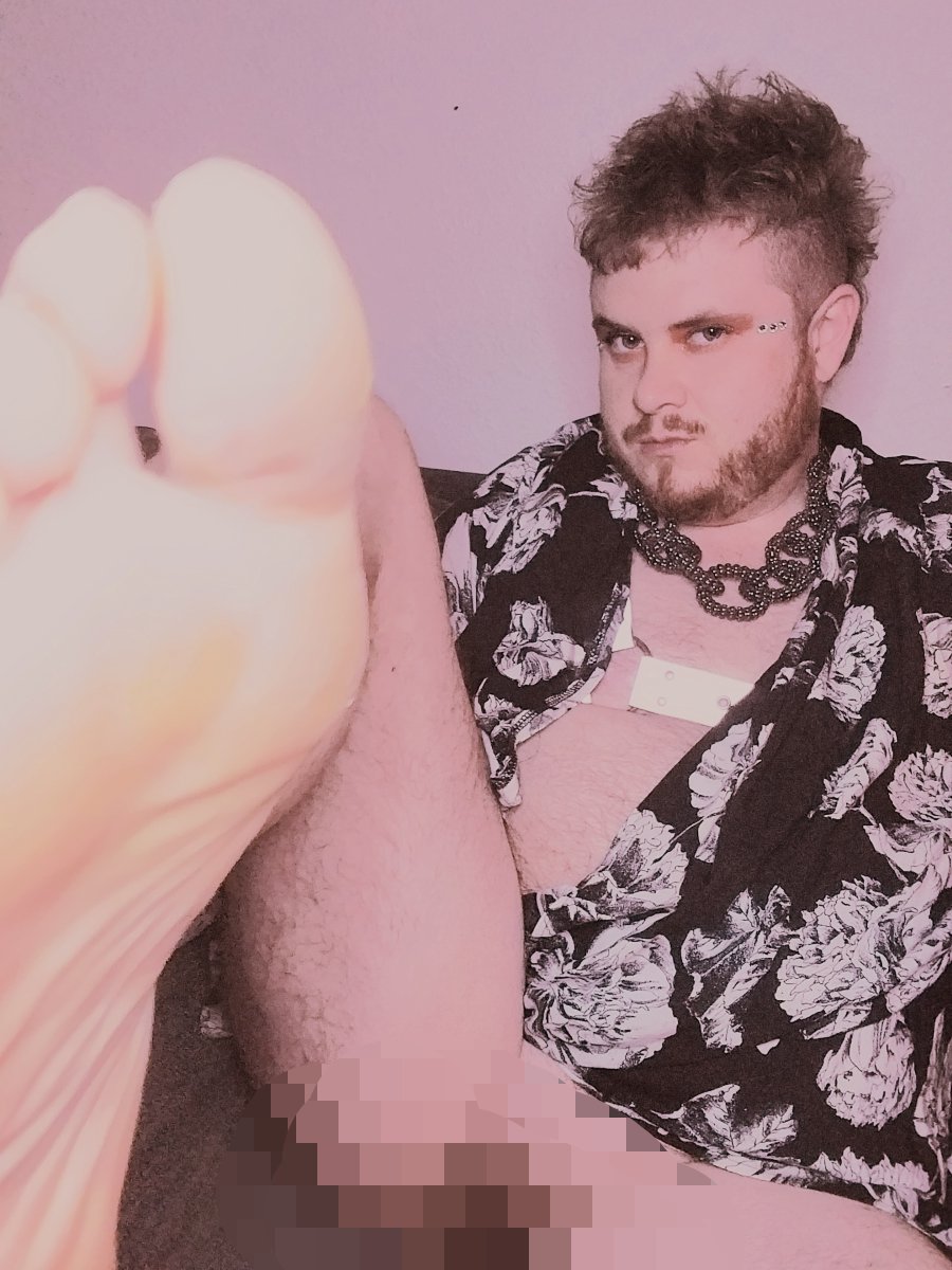 Transthirsttrap_Neo_Night_Time tweet media