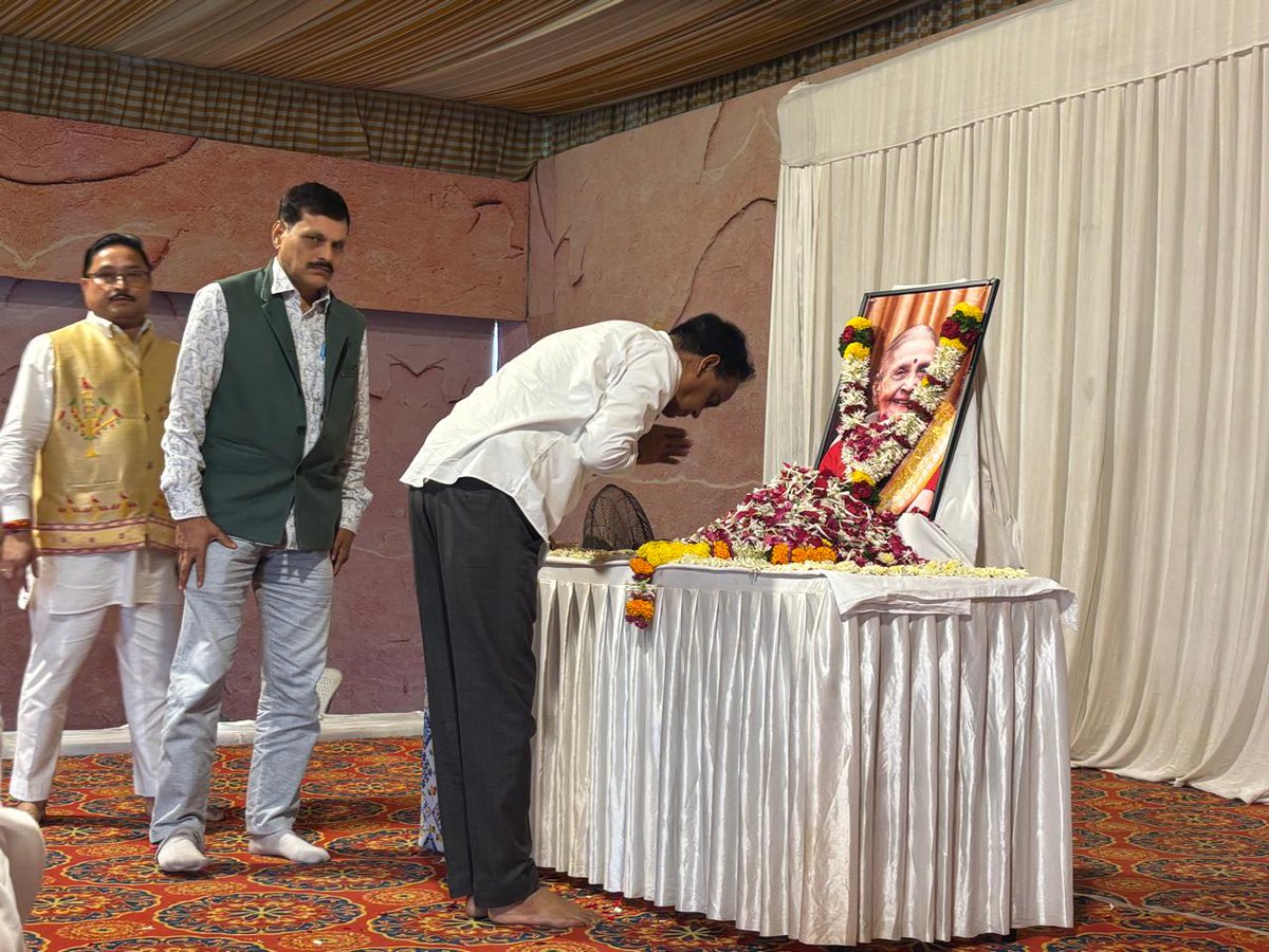 "Paid my heartfelt tribute to the revered mother of Shri V Satish, Snehaprava Narayan Rao Velenkar ji, alongside Shri Dilip Saikia, State President of BJP Assam, at a condolence meeting held at Puneswari Ghar Kul Kanan.
May her soul rest in peace

 💮💮 Om Shanti 🙏