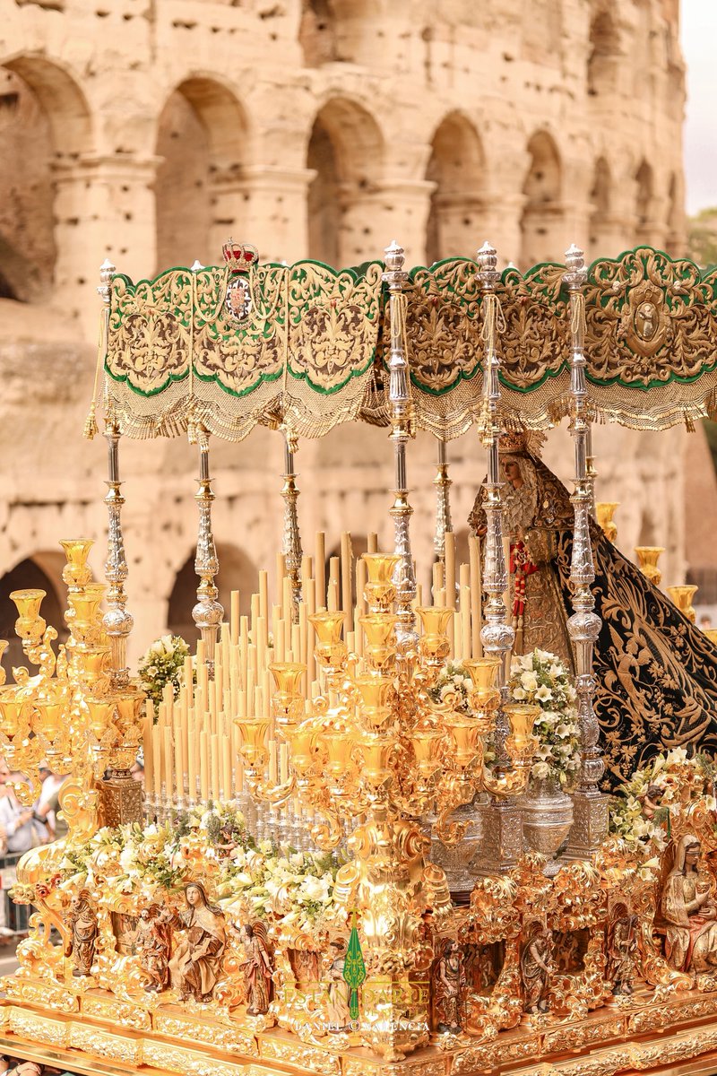 Año de la Esperanza y la ciudad eterna.. 
#JubileoDeLasCofradias <a href="/pasoyesperanza/">Esperanza de Málaga</a>