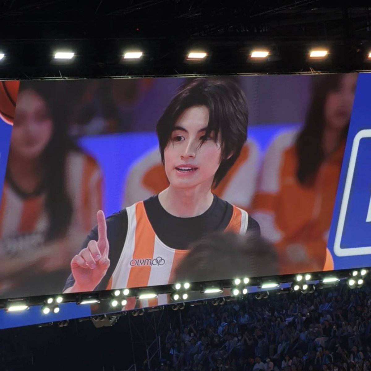 imyourwanderer's tweet photo. เด็กที่แม่เยอะที่สุดในประเทศหรอ 5555555 https://t.co/G0D7eFyIVq