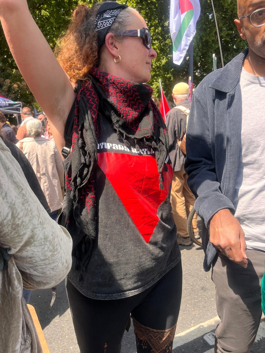 Since October 7th the red triangle has been used by Hamas in its propaganda videos when it shoots at Israelis. This led to it being used on the streets of London as a symbol of "resistance"