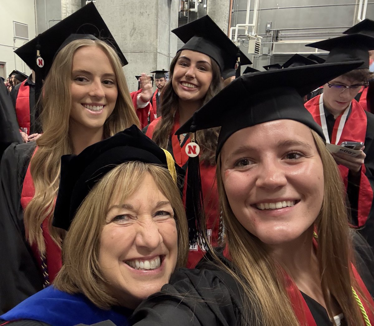 Kathy Farrell (@kathyfarrellunl) on Twitter photo Some of our <a href="/NebraskaBiz/">Nebraska Business</a> student workers that are moving on to their next chapter - #GOBIGGRAD Some of our <a href="/NebraskaBiz/">Nebraska Business</a> student workers that are moving on to their next chapter - #GOBIGGRAD