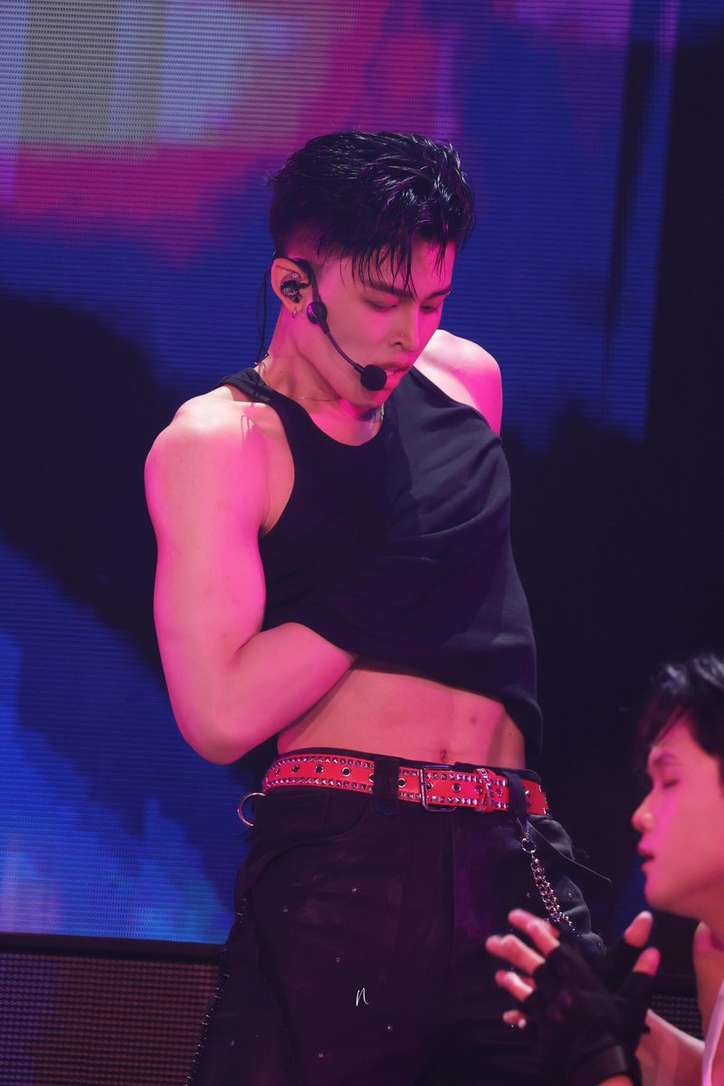 🔥🔥🔥

PONDPHUWIN LOVEMOSPHERE D1
#LOLFanFest2025D1
#ppnaravit