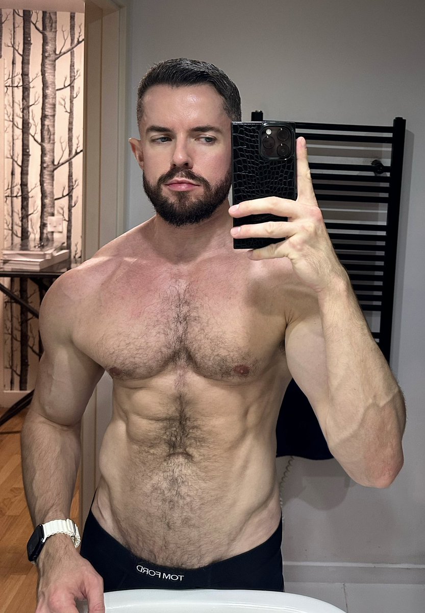 I promise I’m more trouble than I look 😏