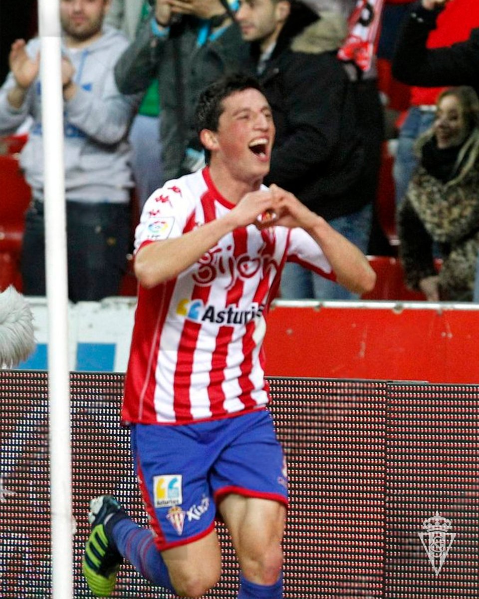 RealSporting's tweet photo. André, el sportinguismo te felicita por tu gran carrera. Fue un placer tener en Gijón a un jugador y una persona como tú. Nuestros mejores deseos para el futuro.

#RealSporting https://t.co/loVq2cNOTS