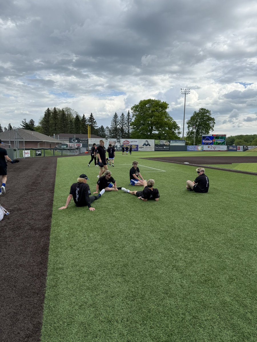 _coachtodd's tweet photo. 🐺⚾️ Championship Saturday for the @NiagaraTwolves @NCThunderwolves https://t.co/SEqEguHppx