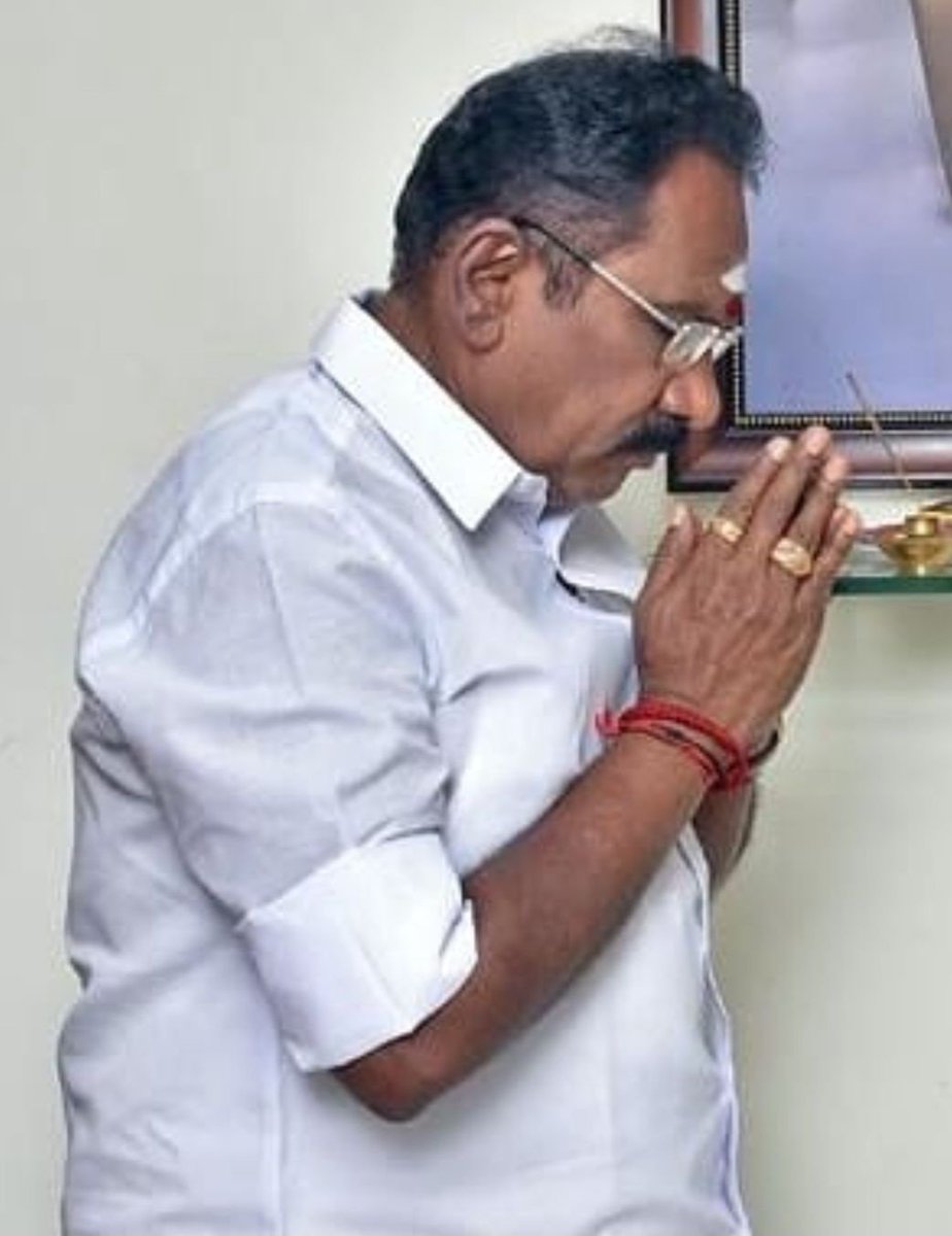 Sellur K Raju (@sellurkrajuoffl) on Twitter photo роЗроирпНродро┐роп роиро╛роЯрпНроЯрпИ роХрогрпНрогрпИ роЗроорпИ роХро╛рокрпНрокродрпБ рокрпЛро▓рпН рокро╛родрпБроХро╛родрпНродрпБ ро╡ро░рпБроорпН роОройрпНройрпБроЯрпИроп роЙропро┐ро░ро┐ройрпБроорпН роорпЗро▓ро╛рой ро░ро╛рогрпБро╡ ро╡рпАро░ро░рпНроХро│рпИ роиро╛ройрпН роОройрпНро▒рпБроорпН ро╡рогроЩрпНроХрпБрокро╡ройрпН роЕро╡ро░рпНроХро│ро┐ройрпН родро┐ропро╛роХродрпНродрпИ ро╡рогроЩрпНроХрпБрокро╡ройрпН . роОройрпНройрпБроЯрпИроп роЪрпЖропрпНродро┐ропро╛ро│ро░рпН роЪроирпНродро┐рокрпНрокро┐ро▓рпН родро┐.роорпБ.роХ.ро╡ро┐ройрпН рокрпЗро░рогро┐ роХрпБро▒ро┐родрпНродрпБ роХрпЗроЯрпНроЯрокрпЛродрпБ роЕродрпБ роиро╛роЯроХроорпН роЕро╡ро░рпНроХро│рпН роородрпНродро┐роп роЕро░роЪрпИропрпБроорпН роЗроирпНродро┐роп роиро╛роЯрпНроЯрпИ роХрогрпНрогрпИ роЗроорпИ роХро╛рокрпНрокродрпБ рокрпЛро▓рпН рокро╛родрпБроХро╛родрпНродрпБ ро╡ро░рпБроорпН роОройрпНройрпБроЯрпИроп роЙропро┐ро░ро┐ройрпБроорпН роорпЗро▓ро╛рой ро░ро╛рогрпБро╡ ро╡рпАро░ро░рпНроХро│рпИ роиро╛ройрпН роОройрпНро▒рпБроорпН ро╡рогроЩрпНроХрпБрокро╡ройрпН роЕро╡ро░рпНроХро│ро┐ройрпН родро┐ропро╛роХродрпНродрпИ ро╡рогроЩрпНроХрпБрокро╡ройрпН . роОройрпНройрпБроЯрпИроп роЪрпЖропрпНродро┐ропро╛ро│ро░рпН роЪроирпНродро┐рокрпНрокро┐ро▓рпН родро┐.роорпБ.роХ.ро╡ро┐ройрпН рокрпЗро░рогро┐ роХрпБро▒ро┐родрпНродрпБ роХрпЗроЯрпНроЯрокрпЛродрпБ роЕродрпБ роиро╛роЯроХроорпН роЕро╡ро░рпНроХро│рпН роородрпНродро┐роп роЕро░роЪрпИропрпБроорпН