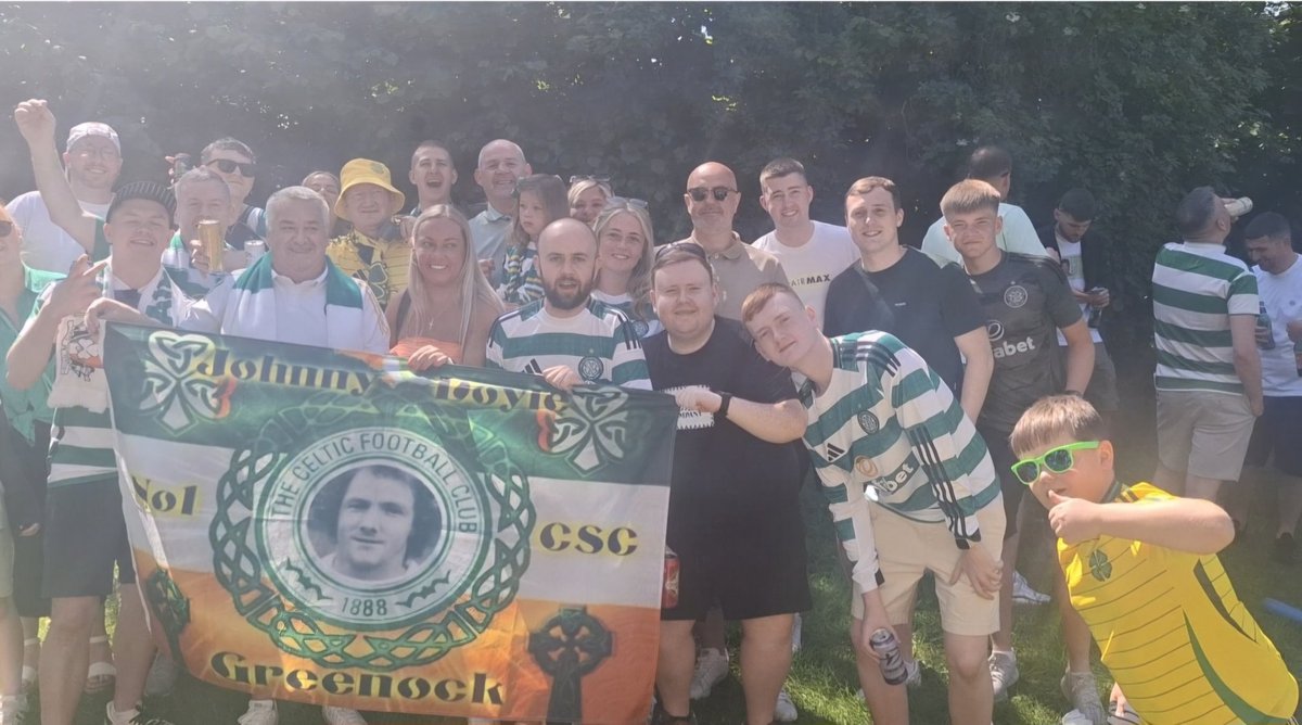 angie__murphy's tweet photo. Johnny Doyle Greenock 🍀💚 https://t.co/IHjB4UhxS1