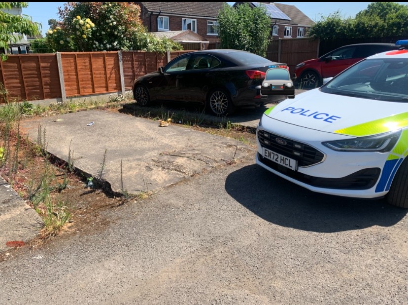 This afternoon the #Crosby team responded to a report of a suspicious vehicle on Brocklesby Road. The vehicle was located and found to be on false plates as well as being uninsured. It has been recovered due to it being used in crime.