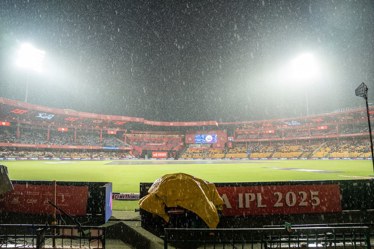 WorldUpdateHub's tweet photo. Fans waiting, rain playing.
Minimal improvement, but not enough for a match start. Let’s hope Bengaluru skies show mercy soon!
#RCBvsKKR #MatchDelay #WeatherWatch #IPL2025 https://t.co/8dMu2wgiVn