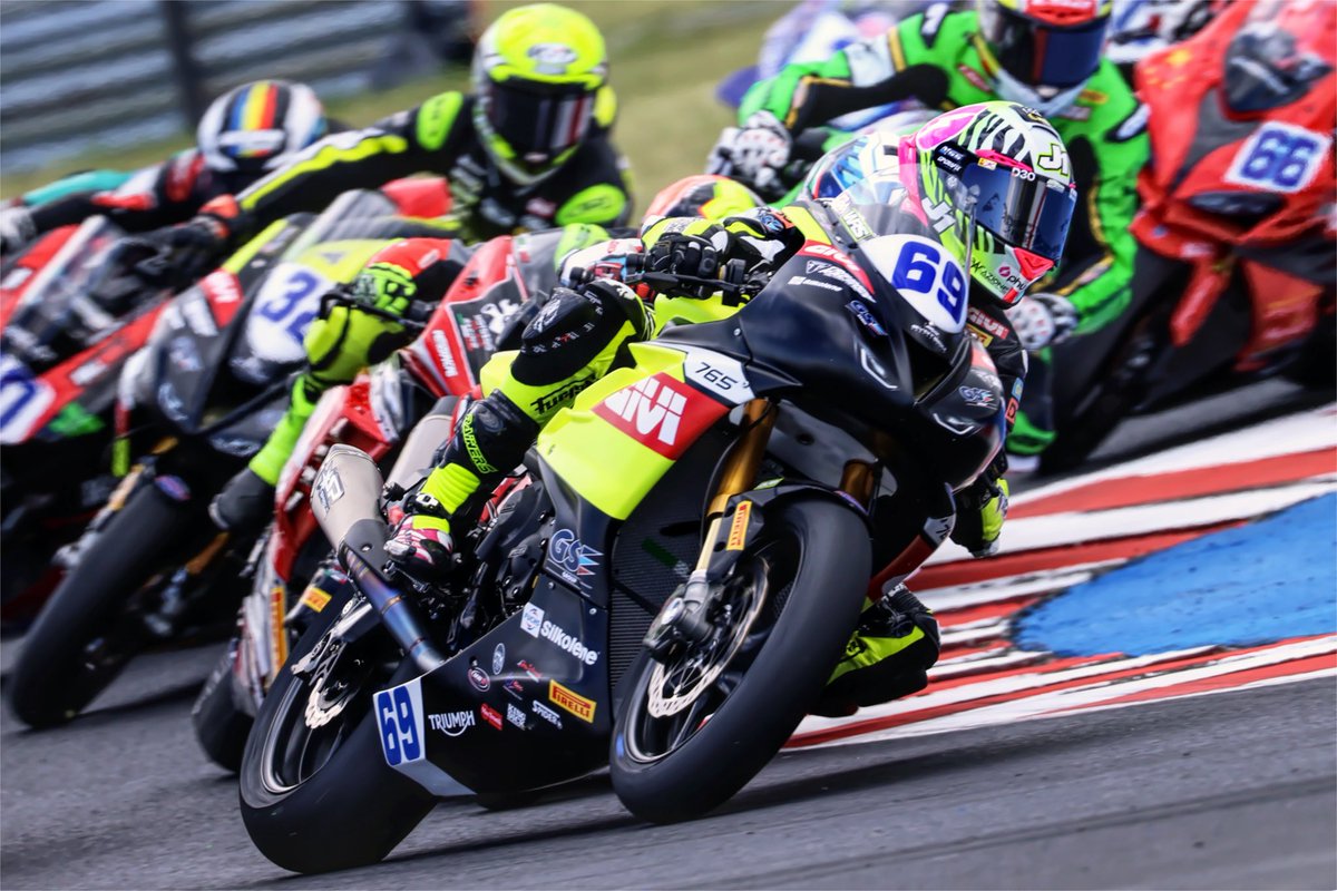 PTR Triumph Racing (@ptrtriumph) on Twitter photo Bayliss battles hard for P9 in Race One at Most โ TBA crashes out ๐จ๐ฟ
๐ฐ ptrracing.co.uk/latest-news/f/โฆ
<a href="/OfficialTriumph/">Triumph Motorcycles</a>
<a href="/GIVI_OFFICIAL/">GIVI</a>
#CzechWorldSBK
#WorldSSP
๐ธ <a href="/SP8images/">Elina & Mike SPEIGHT</a> Bayliss battles hard for P9 in Race One at Most โ TBA crashes out ๐จ๐ฟ
๐ฐ ptrracing.co.uk/latest-news/f/โฆ
<a href="/OfficialTriumph/">Triumph Motorcycles</a>
<a href="/GIVI_OFFICIAL/">GIVI</a>
#CzechWorldSBK
#WorldSSP
๐ธ <a href="/SP8images/">Elina & Mike SPEIGHT</a>