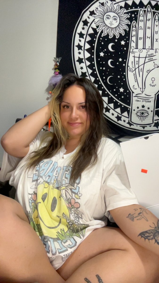 GolfwangEmma's tweet photo. Sub right now for a FREE preview of tonight’s content🥵 new toy alert🚨 https://t.co/LhA4eJPJws