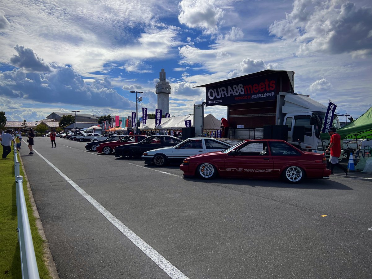 INARI4632's tweet photo. #ありがとう邑楽86meets
 #OURA86meets
 2024年に初めて参加させて頂きました
様々なAE86を見れて、芝生というシチュエーションも最高でした https://t.co/j1vRH0iyjP