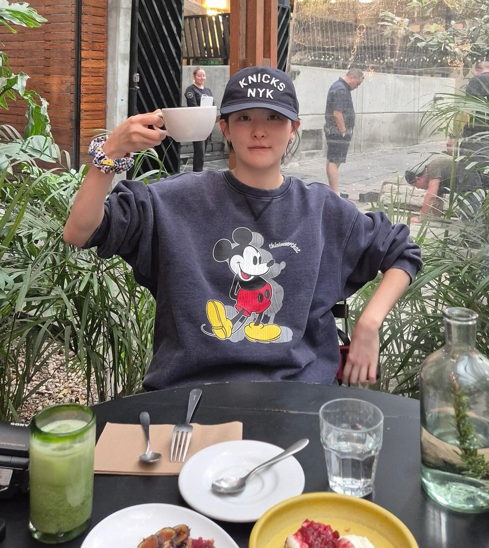 ตัดต้นไม้ที่บ้านทิ้งหมดแร้วค่ะ จะได้เริ่มต้นใหม่กับพี่😣