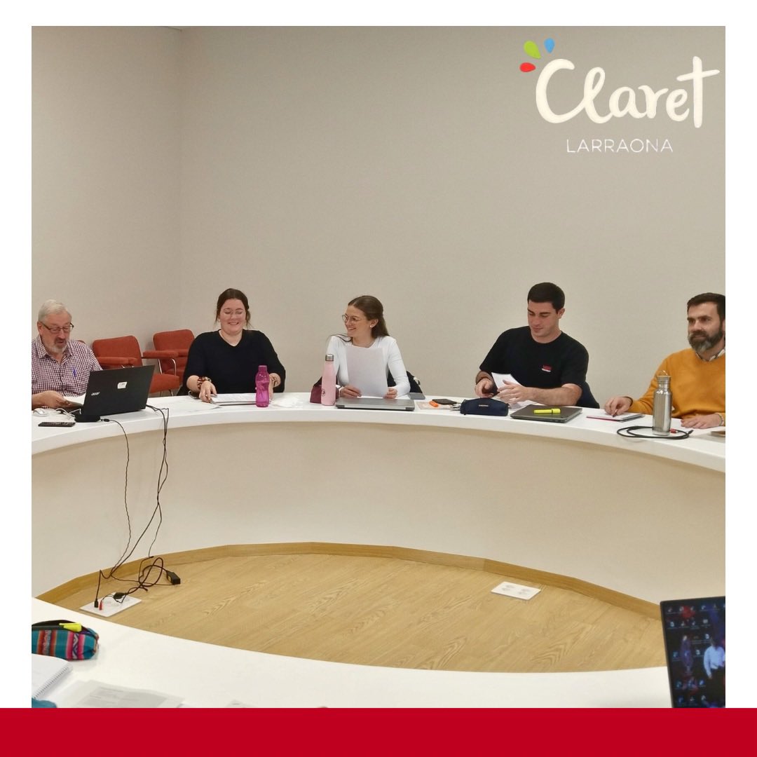 ClaretLarraona's tweet photo. Formación del personal de reciente incorporación.
El 14 de mayo tuvimos la segunda sesión del programa de formación que se ofrece al personal de reciente incorporación al Colegio Claret Larraona.  
@claretpaulus @tantobien 
#formación #ideario #somosclaretlarraona https://t.co/Ss0Fx68bXO
