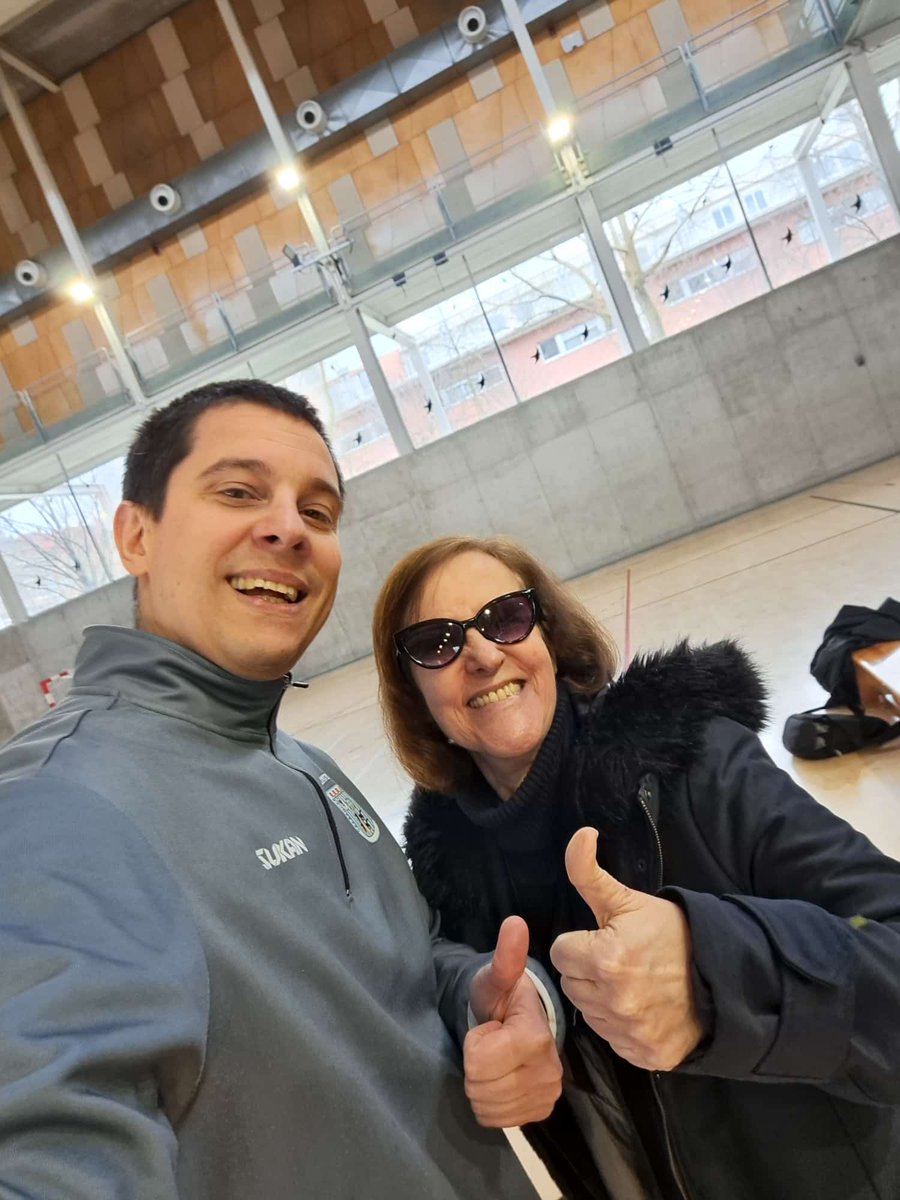 "En este viaje todo lo podrás hacer,
andarás bien por la 66" ¡Feliz cumple a la más hincha! 🤪🫶🏻 <a href="/mabracrein/">Mabra</a>