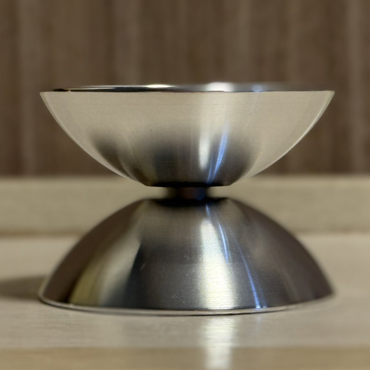 knight72430330's tweet photo. JAPAN TECHNOLOGYよりMetal Shift Change🪀
JT直営店舗「YOYO SPACE AS」にて購入…
メタルオフストリングヨーヨーという究極のロマン砲を体現したヨーヨー
…色んな意味で振るのが怖い…
これは家宝…
#ヨーヨー
#JAPANTECHNOLOGY
#YOYOSPACEAS
#神が宿るヨーヨー
#シフトチェンジ
#ShiftChange https://t.co/2K7JZF1gVk