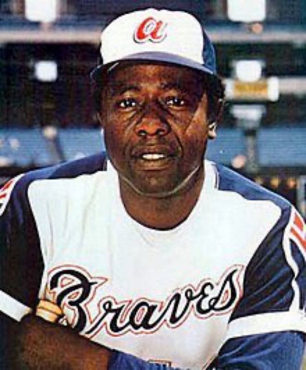 70sDailyDose's tweet image. On May 17, 1970, Hank Aaron became the ninth player in major league history to collect 3,000 hits and the first to also have 500 home runs. #HankAaron