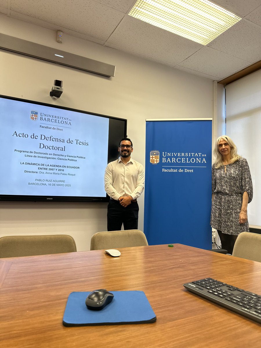 Hoy quiero compartirles una alegría muy grande. Cumplo una etapa más en mi vida académica. He defendido mi tesis de doctorado en la <a href="/UniBarcelona/">Universitat de Barcelona</a> obteniendo nota de excelente por parte del tribunal. Me demoré mucho más de lo esperado por todo los retos laborales que tuve en los