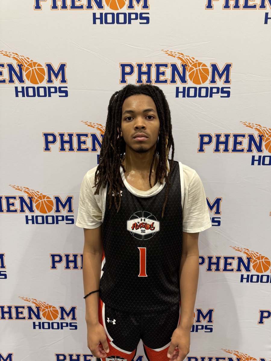 Prodigy Simms
School: Eastern Mennonite HS (Harrisonburg VA)
AAU Team: Va Havoc 434
Class: 2025 
#PhenomG3Live

21 points in a game winner
