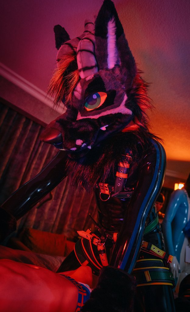 I've pinned you down for #SqueakySaturday 😏 what do you do?