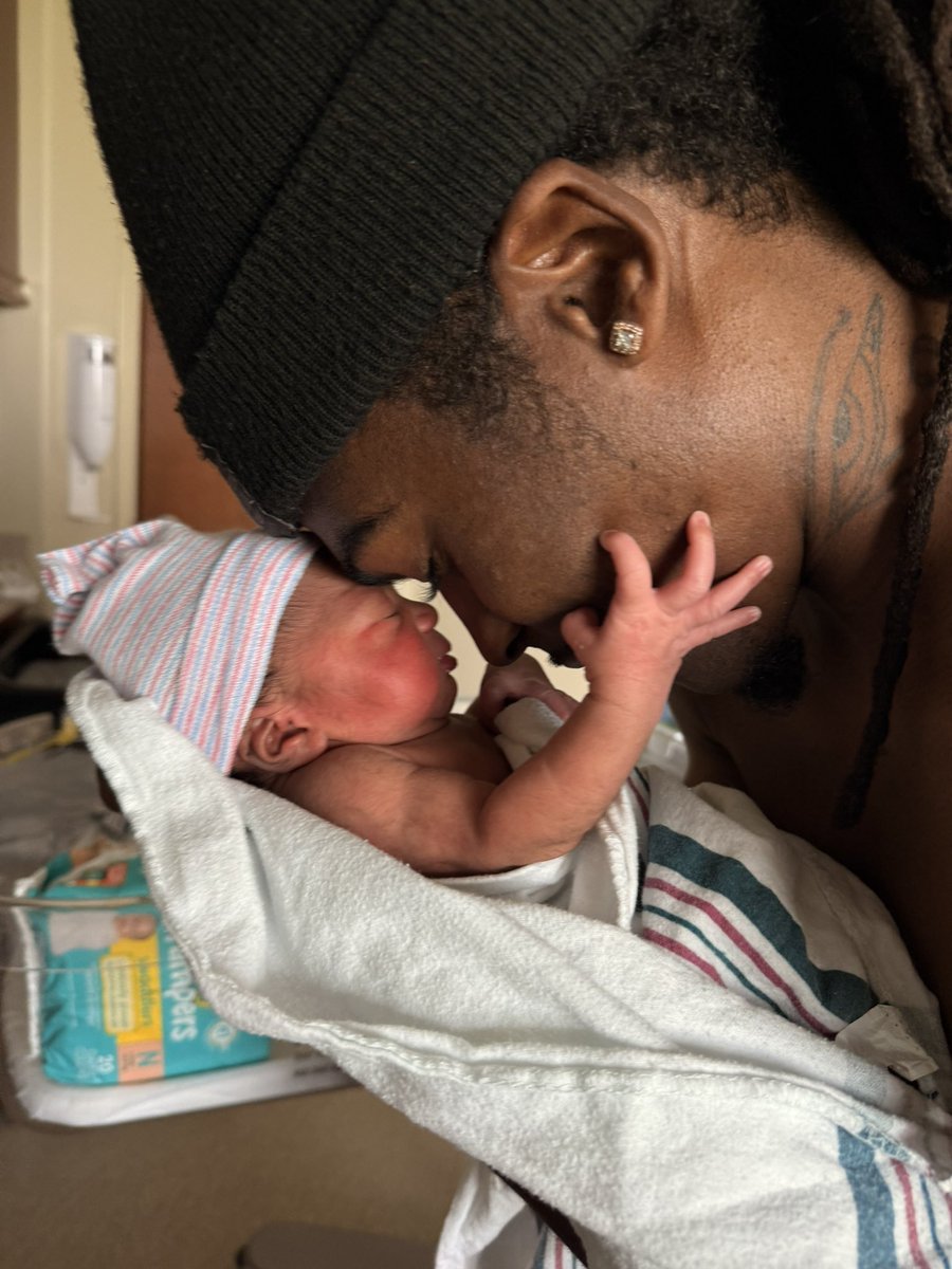 x_ThugginHard's tweet photo. I made a Angel 😍😇❤️❤️❤️❤️❤️ https://t.co/W9q1OafyvR