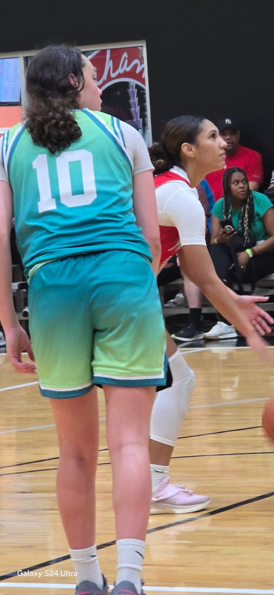 Girlz Prep Report (@girlzprepreport) on Twitter photo <a href="/JaneaWalls/">Janea Walls</a> <a href="/SAFinestbball/">SA Finest Basketball</a> opens 2nd half on a tear. Her explosiveness has me sweating <a href="/CwellRay/">Ray Caldwell</a> Queen Of The South <a href="/JaneaWalls/">Janea Walls</a> <a href="/SAFinestbball/">SA Finest Basketball</a> opens 2nd half on a tear. Her explosiveness has me sweating <a href="/CwellRay/">Ray Caldwell</a> Queen Of The South