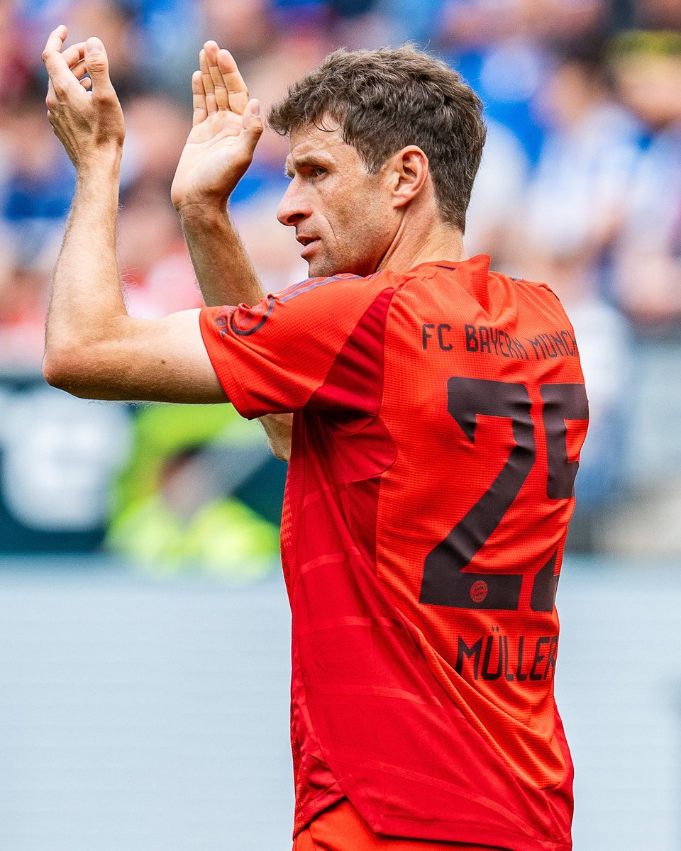 FCBayern's tweet photo. Servus, Thomas. ❤️🤍

Für Thomas endet der 503. und zugleich letzte Bundesliga-Einsatz. Danke für alles. 🥹

♦️ #TSGFCB | 0-2 | 61' ♦️ https://t.co/HknzYylH8U
