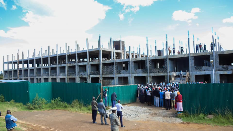 Uasin Gishu Under Fire Over Stalled Billion-Shilling Projects
Senators led by Moses Kajwang’ grilled Governor Jonathan Bii over stalled mega projects, including the Ziwa Level 4 Hospital and the 64 Stadium,bit.ly/3S6bSBb <a href="/kot/">Kenyans On Twit‎ter</a> <a href="/Senate_KE/">Senate of Kenya</a> <a href="/senatorkajwang/">Senator Kajwang', CBS, MP</a> /Image Courtesy