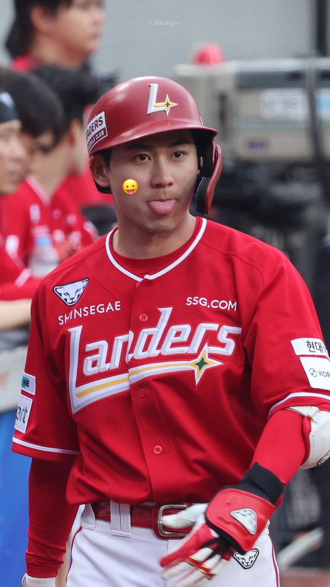 안상현 3루 골글 노리냐는 말이 자꾸 생각나서 웃김ㅜ