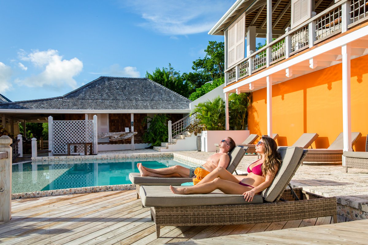 nonsuchbay's tweet image. Monday mood: Waking up to Caribbean breezes and zero responsibilities. ☀️🌴

#EscapeAntigua #MondayReset