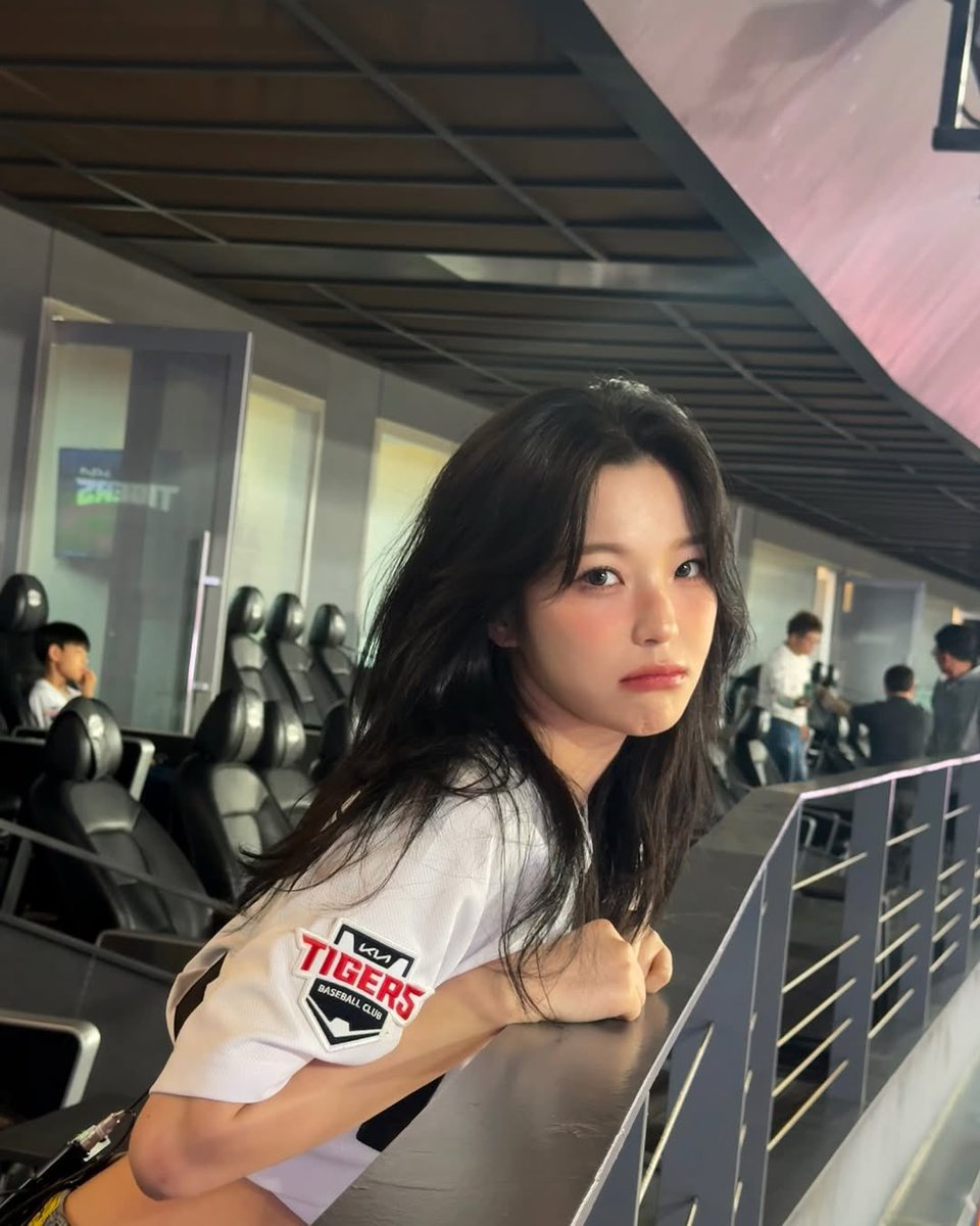 jiheonpix's tweet photo. 250517 ♡ instagram https://t.co/398zwjlrno