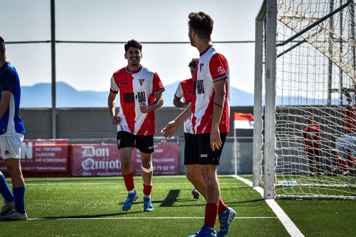 UERubi's tweet image. ⚽️ Min. 40’ • MUÑI! ⚽️⚽️⚽️

😍🫵🏽 𝗚𝗢𝗟! 𝗚𝗢𝗟! 𝗚𝗢𝗟! 𝗚𝗢𝗟! ⚽️

Hat-trick! 🫵🏽😏

6️⃣ @UERubi 
0️⃣ @cf_lloret 

📻 EN DIRECTE @radiorubicat 
📲 #UERubíCFLloret