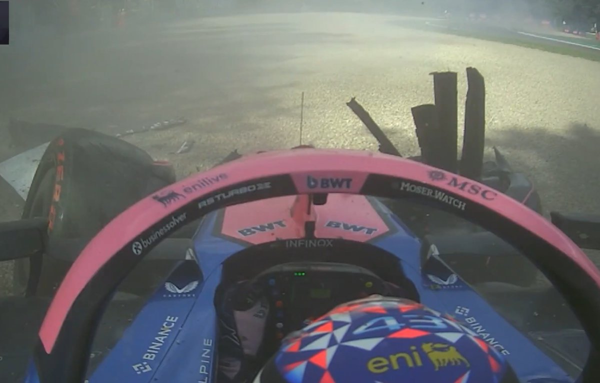 Loco Franco Colapinto en 10 carreras tiene 6 choques!!! ni Doohan ni Logan Sargent se atrevieron a tanto, solo tenía que no chocar en la Qualy y va y lo hace mierda estando casi ya clasificado, este pelotudo solo nos va a hacer pasar vergüenza a todos los Argentinos. #imolagp