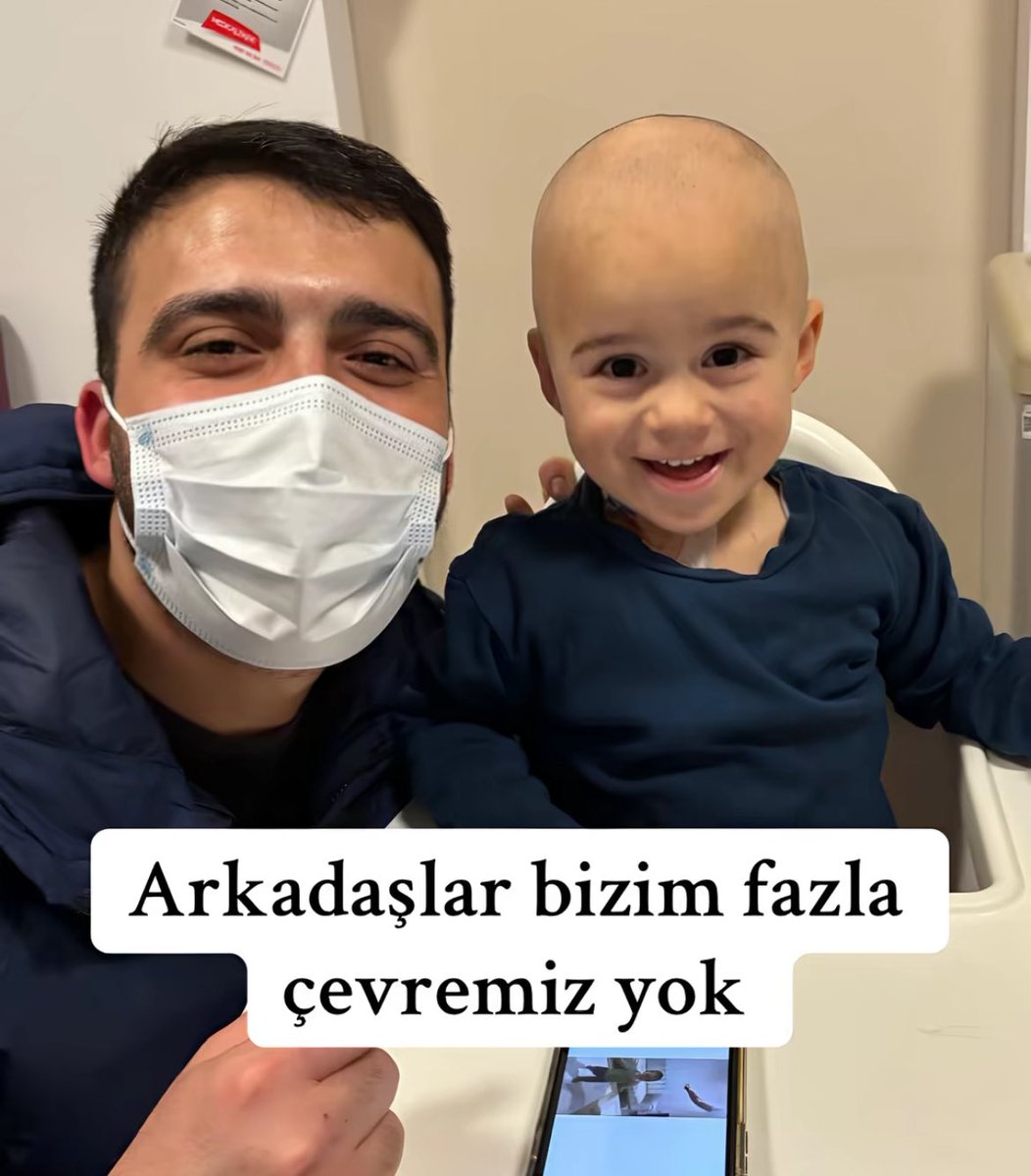 militerenstitu's tweet photo. Oğlu kanseri yenen bir babanın paylaşımı:

"Arkadaşlar bizim fazla çevremiz yok. Oğlum kanseri yendi balon uçurmak istiyor. Gelir misiniz?

Sancaktepe Belediyesi önünde 25 Mayıs Pazar günü saat 14.00'da." https://t.co/RIt62hFq7j