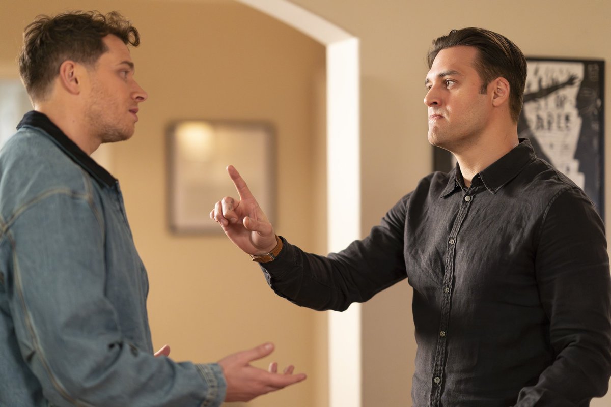 buddiesendgame's tweet image. 🧵 Thread of all the Buddie scenes from season 8 !!!
(This will include scenes of just Buck and Eddie alone, some scenes of them working together and also solo scenes that have to do with the other.)