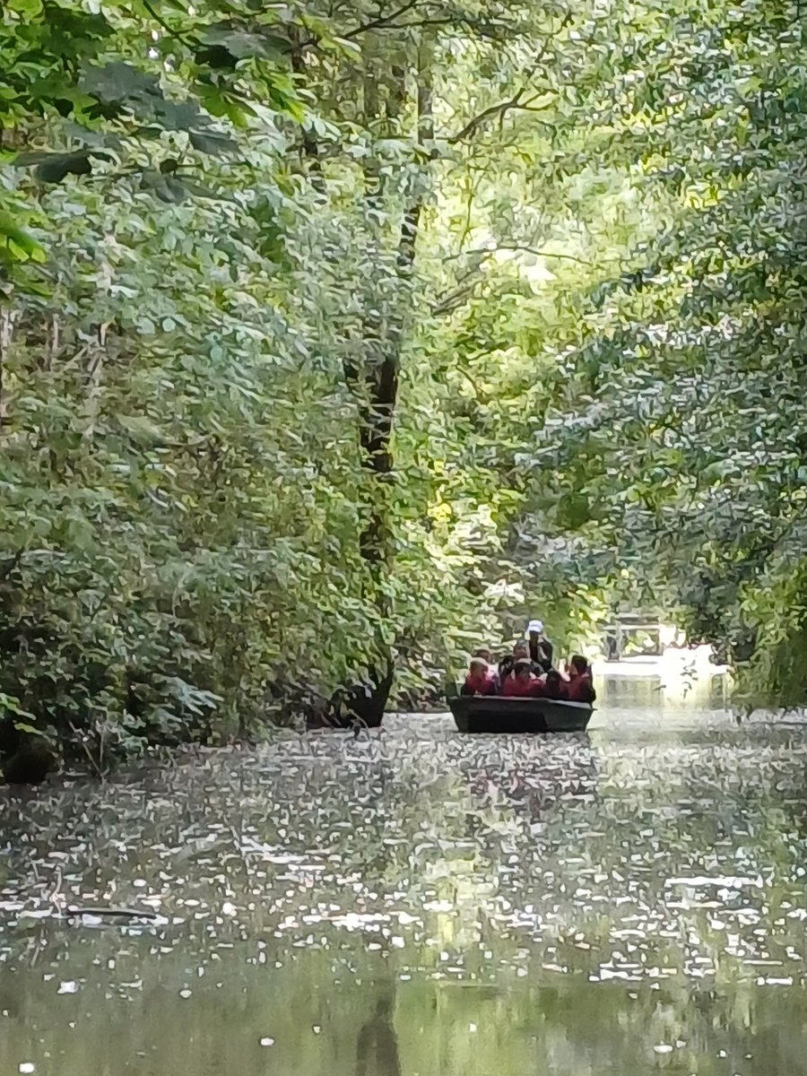 ecolecharron_17 tweet media