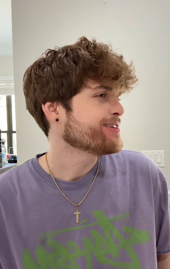 KRISEVEN4's tweet photo. prettiest boy to ever exist https://t.co/jW2szlE3zU