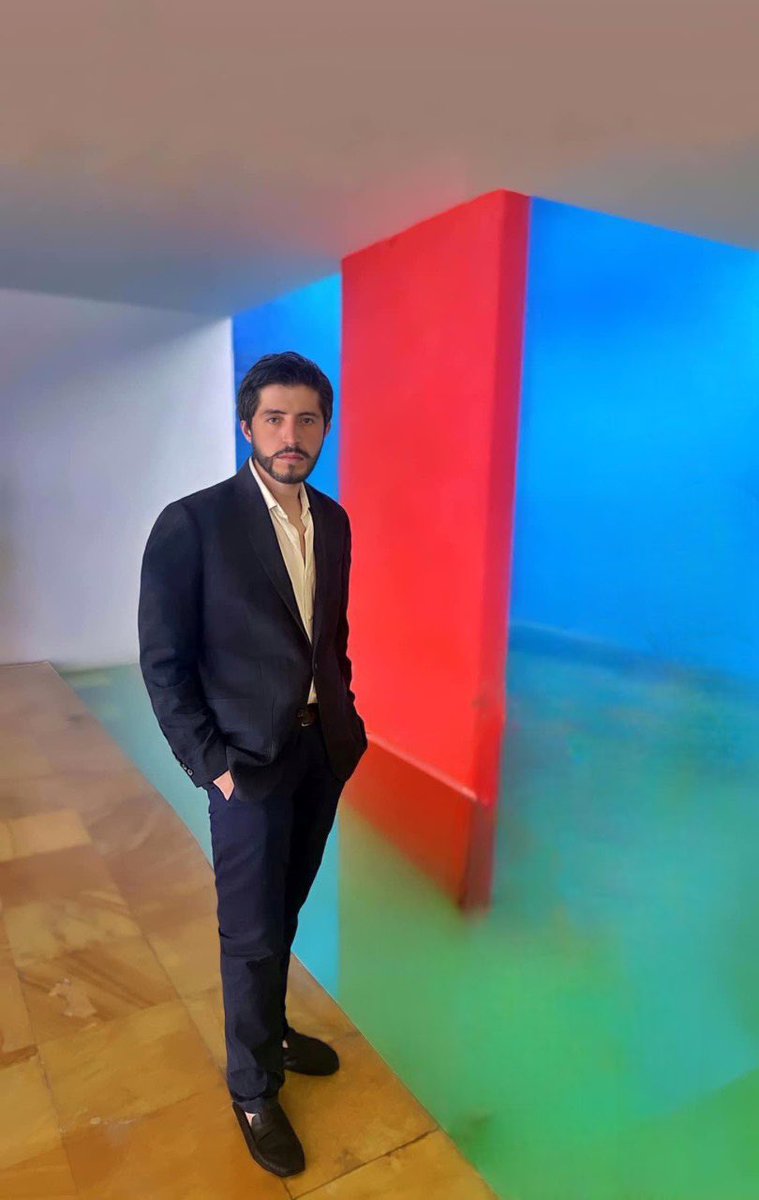hectorvelazhv's tweet photo. Casa Gilardi de Luis Barragán, este espacio es una joya ! https://t.co/vqkJfiTbla