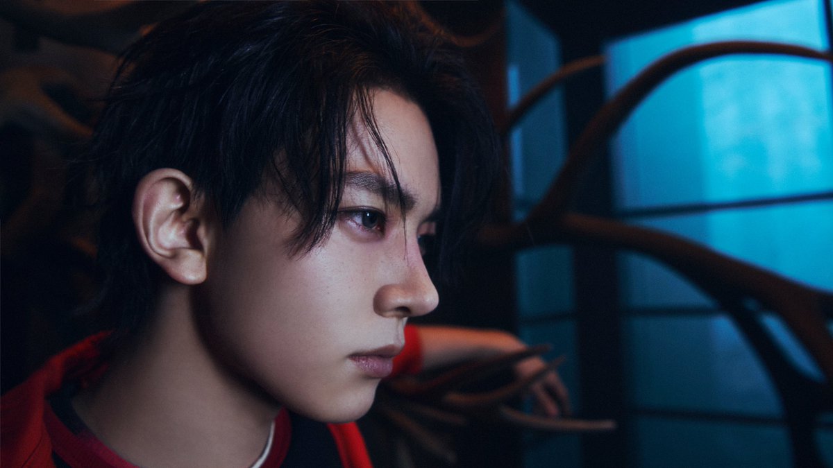 forheeseunghoon's tweet image. I’M NOT OKAY