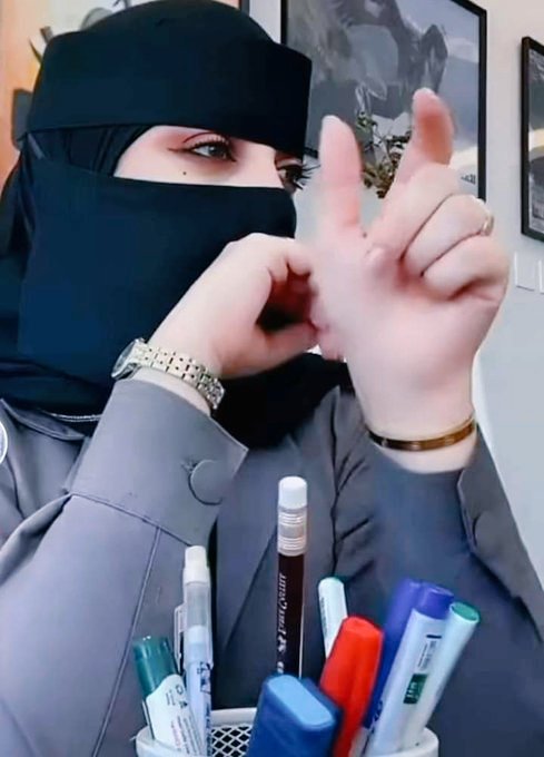 زواج مسيار 
#الرياض 
سعوديه 
العمر٣٥
مطلقه
الوظيفه /مديره روضه بنات
ترغب زواج مسيار على بيتها 
الجاد تواصل واتس مع ام محمد ⬇️
wa.me/966595115642