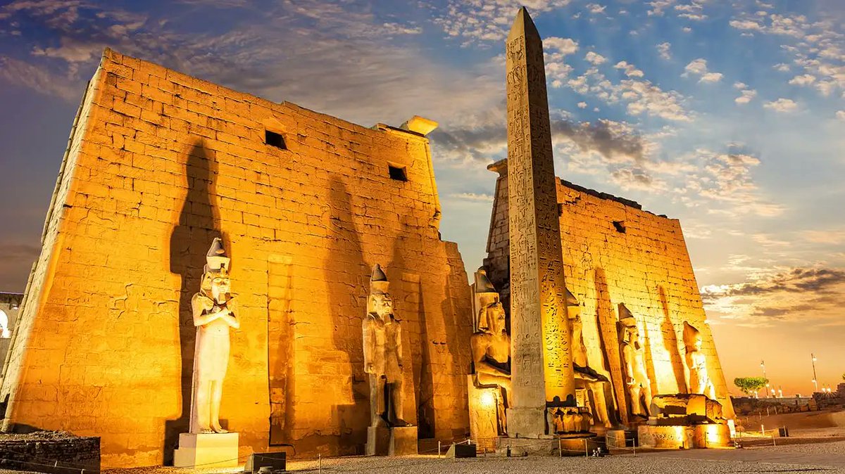 anatoetabio's tweet photo. Ba al zenekien granitoa lurrazaleko arrokarik gogorrenetako bat dela? Hori dela eta, erabili egin da, monumentu, eraikin eta eskulturetan, hala nola granito gorriz egindako Luxorreko Obeliskoan.
#obeliskoluxor #granitoa https://t.co/IuyNCaaRyB