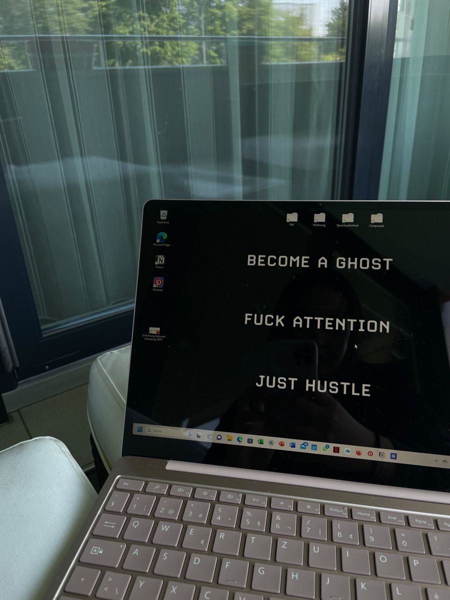 codedbyari tweet picture
