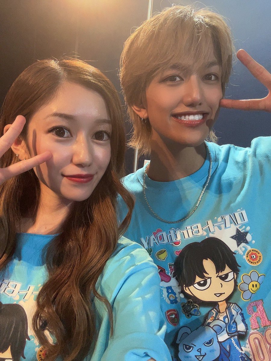 Ayane_TRYZERO's tweet photo. お久しぶりです🌟

ロバートさんの生誕祭LIVEにお邪魔してきました🔥

久しぶりにステージに立って緊張した🫨
当時のファンの子にも会えて嬉しかったよ🥹ありがとう🩷

改めてロバートさんお誕生日おめでとうございます🎂🎉 https://t.co/yRumaXr48h