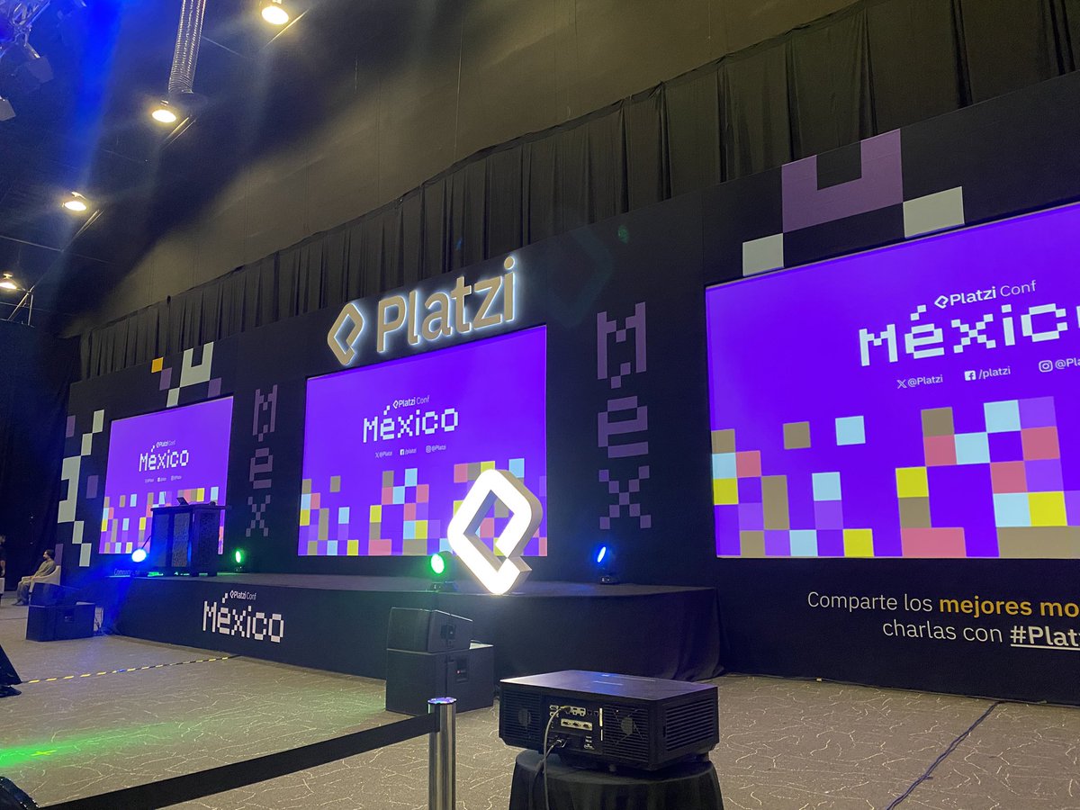 vaporic's tweet photo. ¡Estoy en #PlatziConf México y la energía está a otro nivel! 🚀
Aprendiendo, conectando y soñando en grande con una comunidad que no para de crecer.
#PlatziConfMX #NuncaParesDeAprender https://t.co/TElEZvAfbF