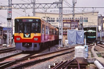 このlp写真、ちょっと時代を感じませんか?