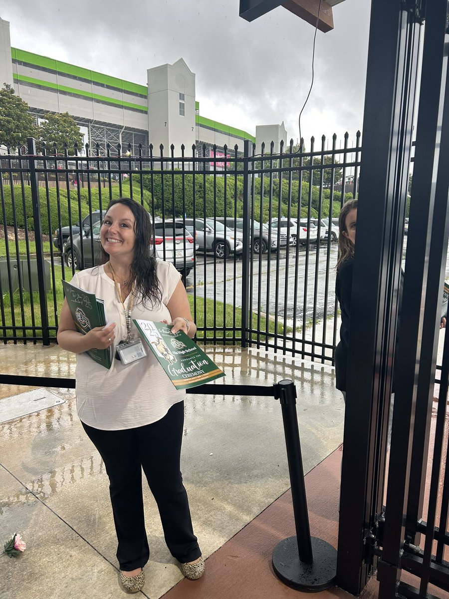 So appreciative of all the Henry County Schools volunteers and EST workers who are making sure graduation keeps moving even through the rain. #SafeHenry
