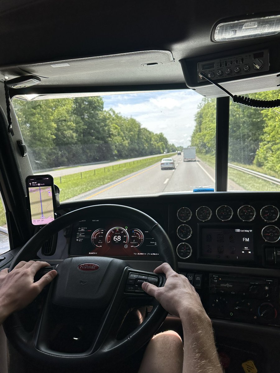 KoehlerMotorsp's tweet image. Hitting the road with the #114 of Jordan Koehler and the #114e of Evan Koehler on this sunny Saturday! ☀️

📍@countylinenc 
⏲️Hot Laps - 6:45 pm local
💰$5,000