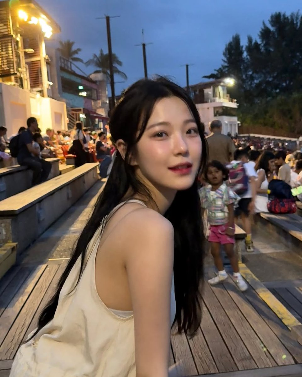 jiaheon's tweet photo. Eyes that hold the fading light,
Evening falls, yet you shine bright.
A moment stilled where time won’t chase—
Peace in the chaos, a gentle grace. https://t.co/dl6GTXi18o